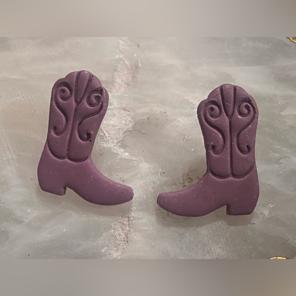 Purple Polymer Clay Cowboy Boots Pierced Earrings #9161 💎